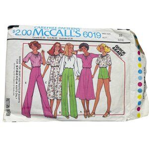 70s McCalls 6019 Misses Top Skirt Pant Or Shorts Sewing Pattern Size 10 1978 CUT